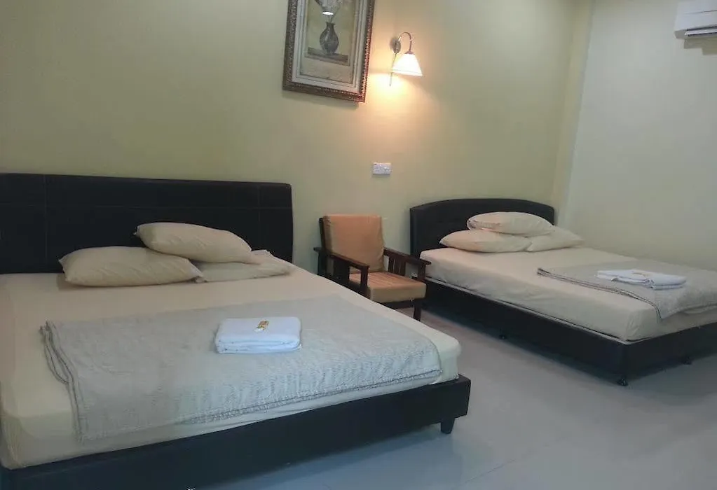 Casavilla Travellers Lodge-1